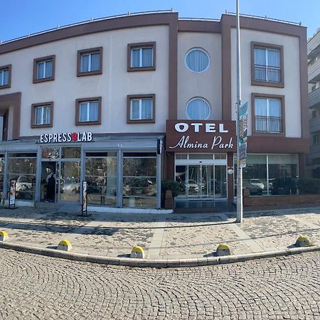 Hotel Almina Park Ντούζτζε Εξωτερικό φωτογραφία