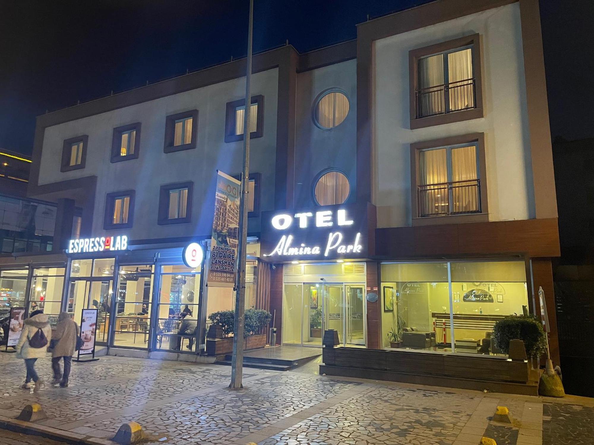Hotel Almina Park Ντούζτζε Εξωτερικό φωτογραφία