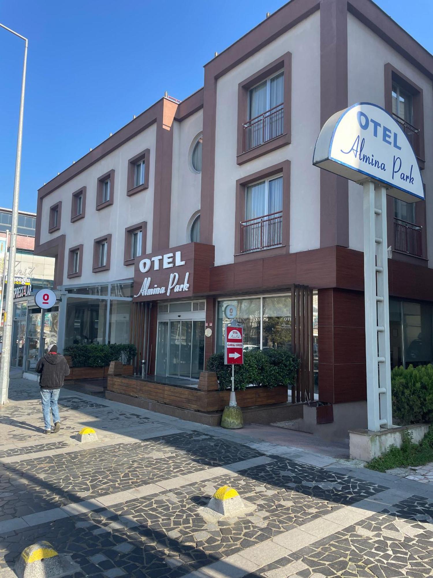 Hotel Almina Park Ντούζτζε Εξωτερικό φωτογραφία